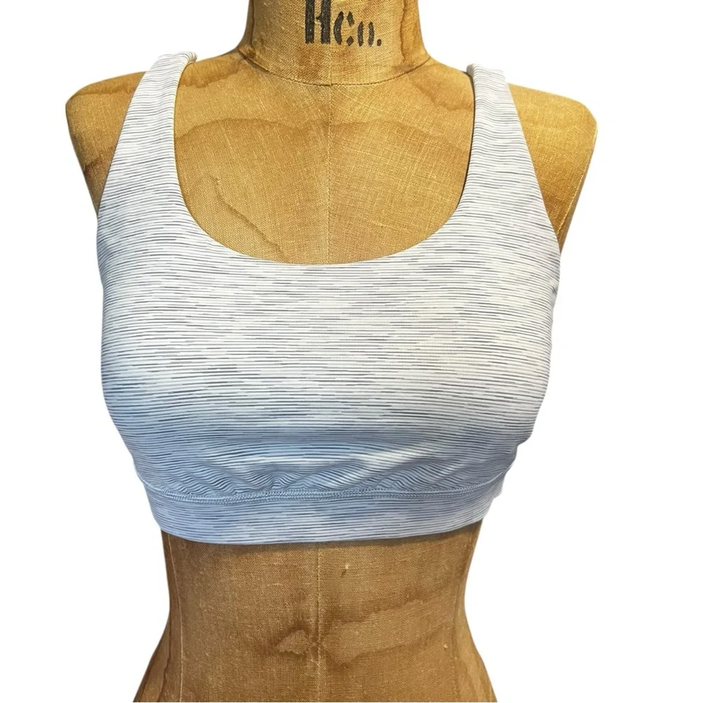 Lululemon Athletica Energy Sports Bra - White and Green EUC 8 - Picture 2 of 9